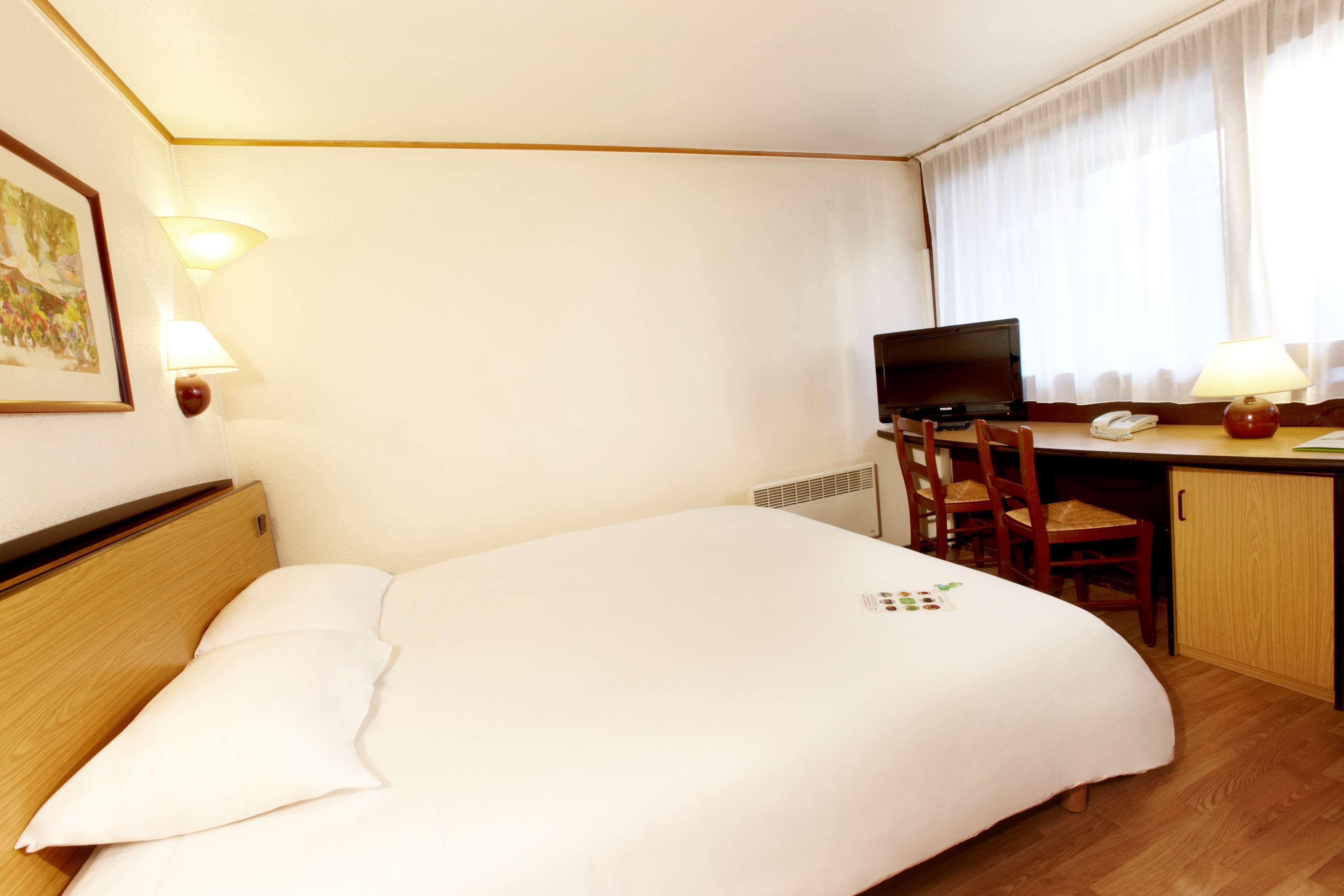 Hotel Campanile Cahors Room photo